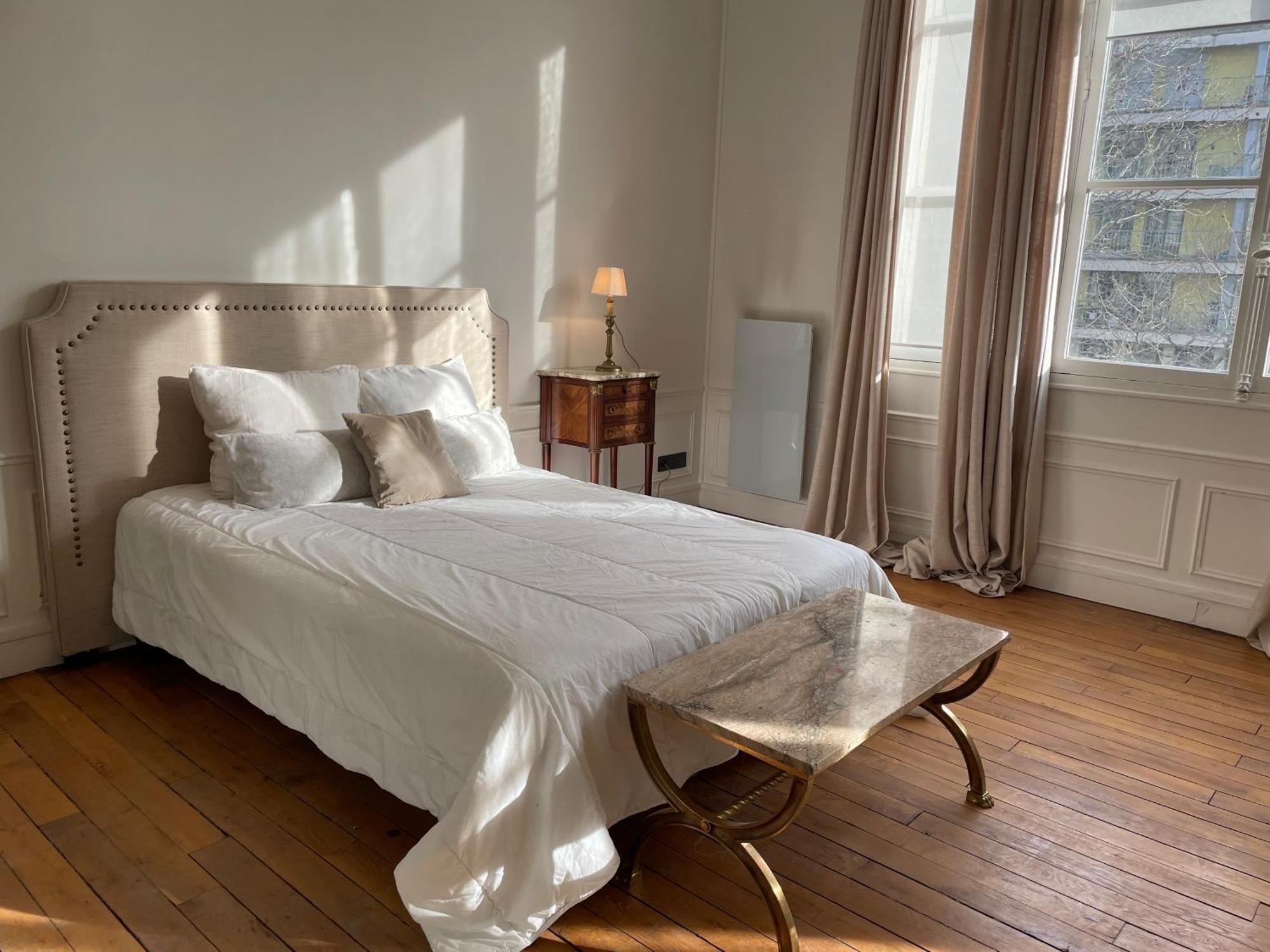 Appartement Paris 7Eme Invalides/ Tour Eiffel 1Er Etage Exterior foto
